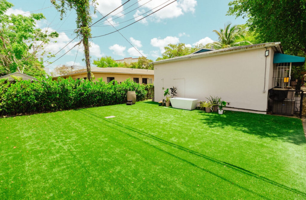 PREMIER ATHLETIC REHAB CENTER PHYSICAL THERAPY MIAMI, FL